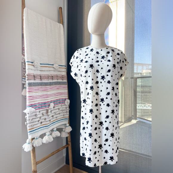 & Other Stories Dresses & Skirts - & Other Stories White Black Floral Short Sleeve Mini Dress Women’s Size 4